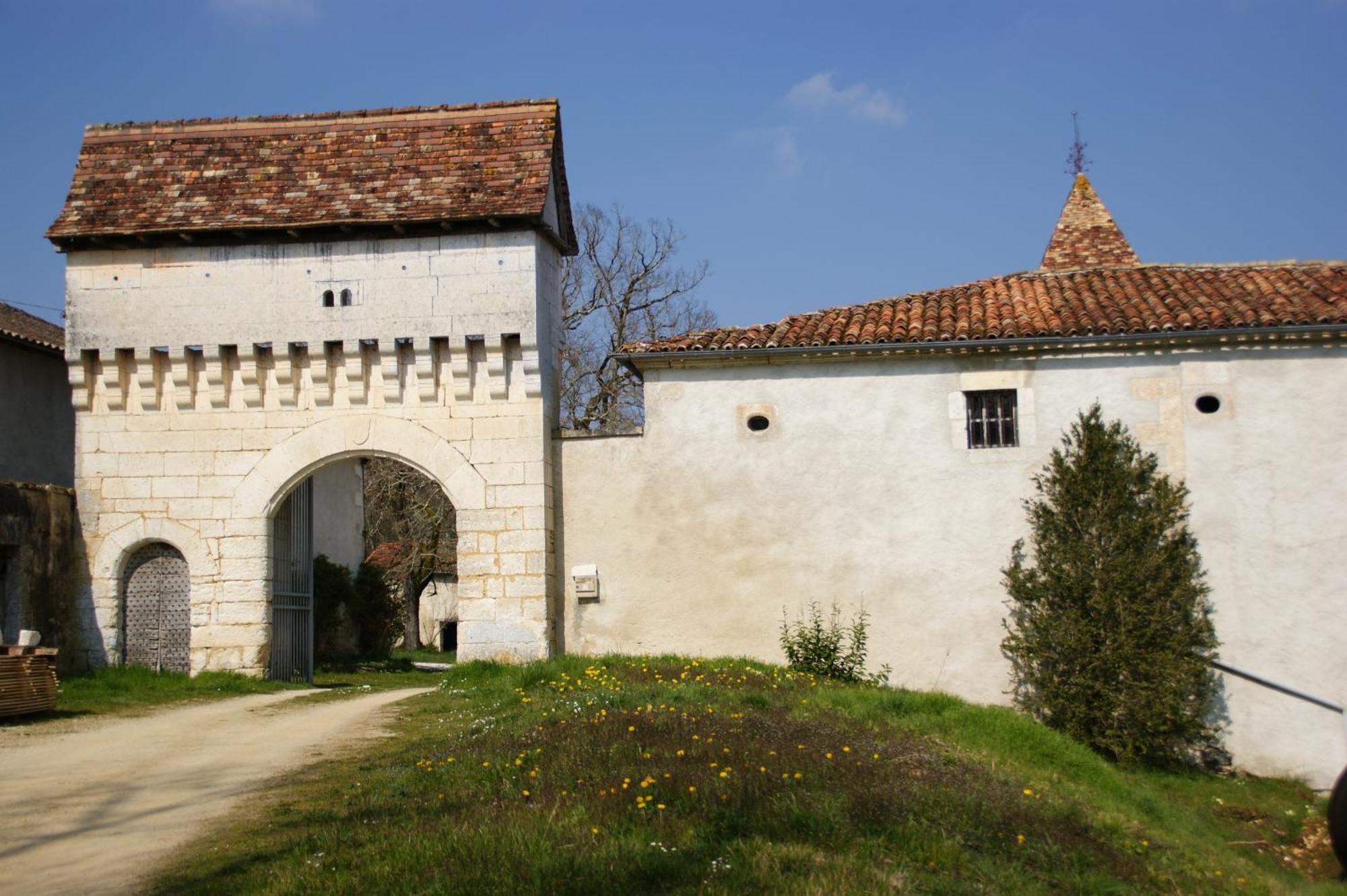 Chateau De La Combe Puyrenier Ngoại thất bức ảnh
